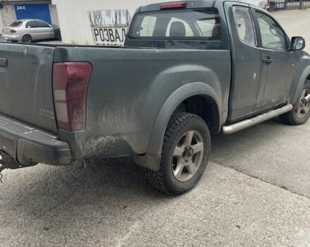 Зелений Ісузу D-Max, об'ємом двигуна 2.5 л та пробігом 300 тис. км за 3500 $, фото 4 на Automoto.ua