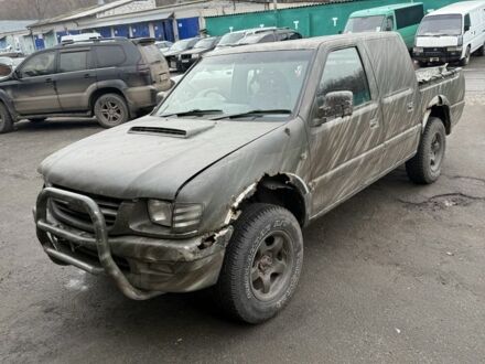 Зелений Ісузу D-Max, об'ємом двигуна 2.5 л та пробігом 288 тис. км за 2300 $, фото 1 на Automoto.ua