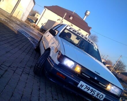 Белый Исузу Джемини, объемом двигателя 1.5 л и пробегом 290 тыс. км за 1000 $, фото 4 на Automoto.ua