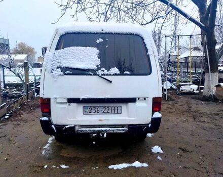Белый Исузу Миди, объемом двигателя 22 л и пробегом 300 тыс. км за 1400 $, фото 1 на Automoto.ua