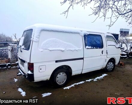 Белый Исузу Миди, объемом двигателя 22 л и пробегом 300 тыс. км за 1400 $, фото 3 на Automoto.ua