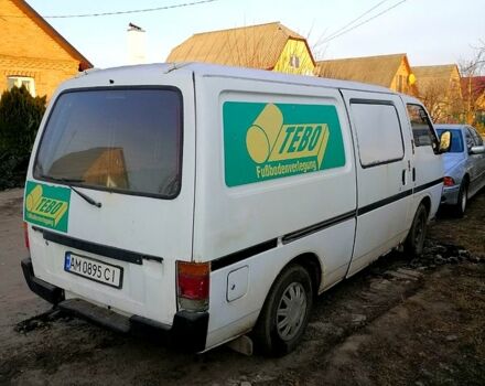 Белый Исузу Миди, объемом двигателя 1.9 л и пробегом 400 тыс. км за 1700 $, фото 2 на Automoto.ua
