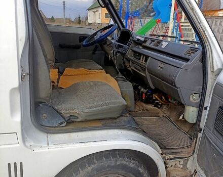 Білий Ісузу Міді, об'ємом двигуна 20 л та пробігом 300 тис. км за 1400 $, фото 4 на Automoto.ua