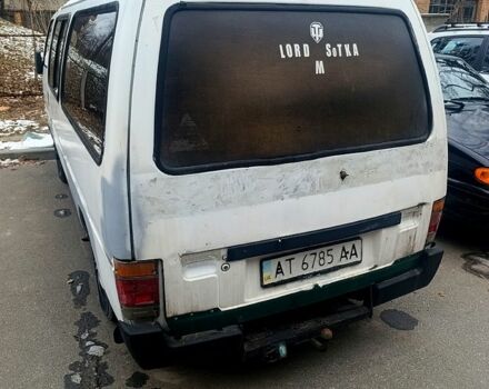 Белый Исузу Миди, объемом двигателя 24 л и пробегом 250 тыс. км за 1320 $, фото 1 на Automoto.ua