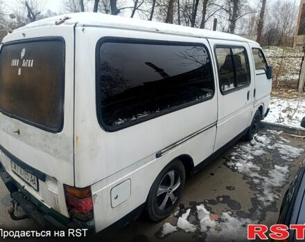Білий Ісузу Міді, об'ємом двигуна 24 л та пробігом 250 тис. км за 1320 $, фото 1 на Automoto.ua