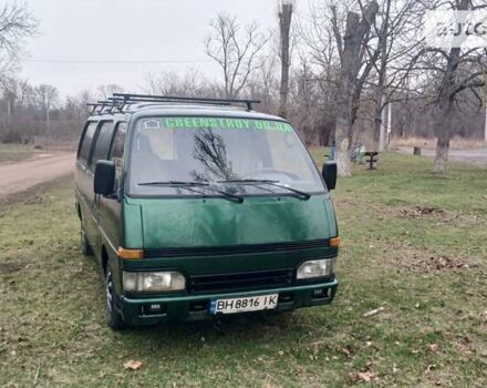 Зелений Ісузу Міді вант., об'ємом двигуна 2.38 л та пробігом 270 тис. км за 3000 $, фото 1 на Automoto.ua