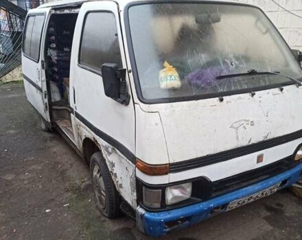 Исузу Миди, объемом двигателя 2 л и пробегом 300 тыс. км за 550 $, фото 1 на Automoto.ua