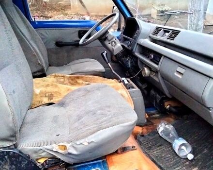 Синий Исузу Миди, объемом двигателя 2 л и пробегом 211 тыс. км за 2000 $, фото 4 на Automoto.ua