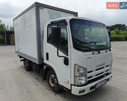 Белый Исузу НЛР, объемом двигателя 3 л и пробегом 424 тыс. км за 8500 $, фото 5 на Automoto.ua