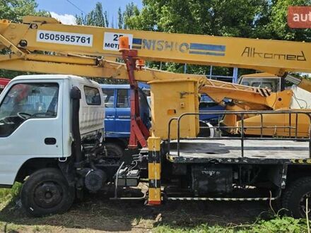 Белый Исузу НЛР, объемом двигателя 4.7 л и пробегом 112 тыс. км за 50000 $, фото 1 на Automoto.ua