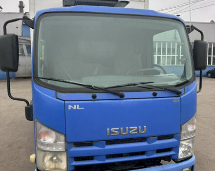 Синий Исузу НЛР, объемом двигателя 3 л и пробегом 490 тыс. км за 9800 $, фото 1 на Automoto.ua