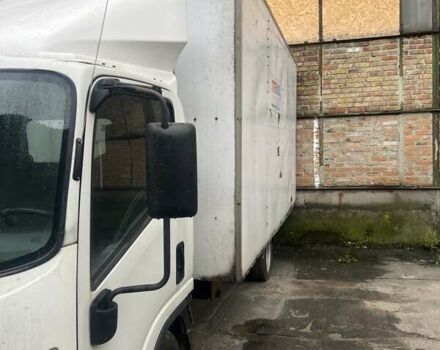 Білий Ісузу НМР, об'ємом двигуна 3 л та пробігом 429 тис. км за 10000 $, фото 1 на Automoto.ua