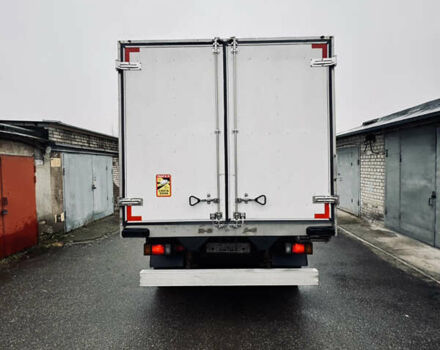 Білий Ісузу NPR, об'ємом двигуна 5.19 л та пробігом 420 тис. км за 10900 $, фото 4 на Automoto.ua