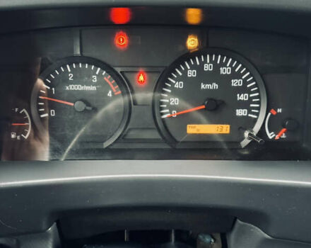 Білий Ісузу NPR, об'ємом двигуна 5.19 л та пробігом 420 тис. км за 10900 $, фото 11 на Automoto.ua