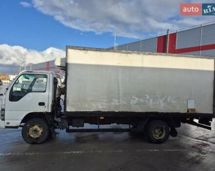 Белый Исузу НКР, объемом двигателя 4.57 л и пробегом 500 тыс. км за 8000 $, фото 1 на Automoto.ua