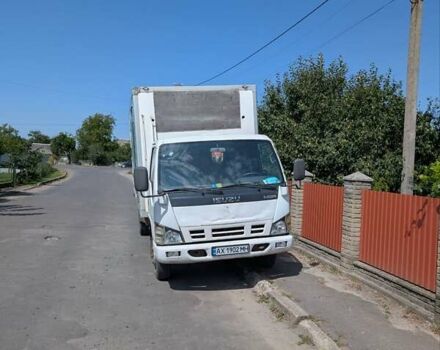 Белый Исузу НКР, объемом двигателя 4.57 л и пробегом 165 тыс. км за 8000 $, фото 4 на Automoto.ua