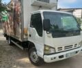 Белый Исузу НКР, объемом двигателя 4.57 л и пробегом 400 тыс. км за 12900 $, фото 1 на Automoto.ua
