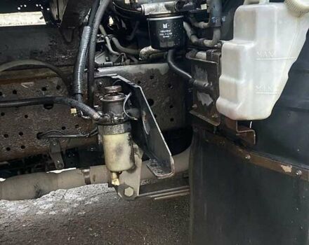 Синий Исузу НКР, объемом двигателя 5.2 л и пробегом 944 тыс. км за 7000 $, фото 5 на Automoto.ua