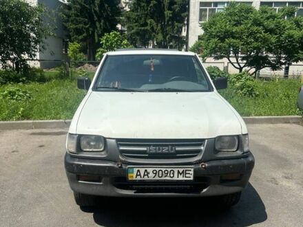 Ісузу Пікап 1999 у Києві на Automoto.ua Білий Ісузу Пікап, об'ємом двигуна 2.5 л та пробігом 240 тис. км за 5500 $, фото 1 на Automoto.ua