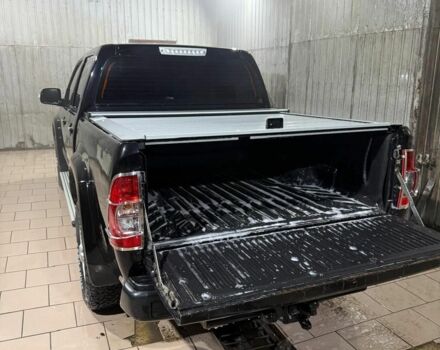 Черный Исузу Родео, объемом двигателя 2.5 л и пробегом 190 тыс. км за 8000 $, фото 1 на Automoto.ua