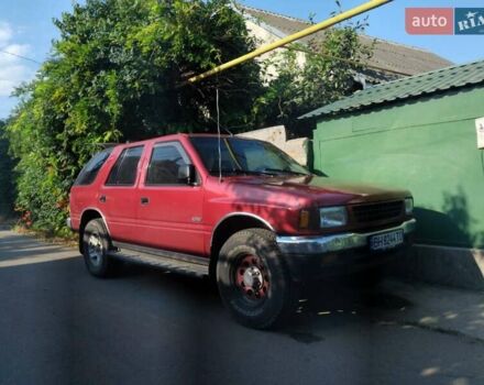 Червоний Ісузу Rodeo, об'ємом двигуна 2.6 л та пробігом 180 тис. км за 3200 $, фото 1 на Automoto.ua