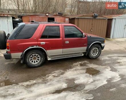 Красный Исузу Родео, объемом двигателя 3.2 л и пробегом 300 тыс. км за 1500 $, фото 2 на Automoto.ua