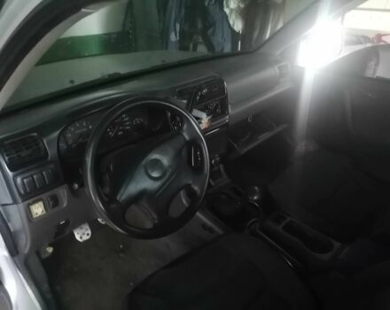 Серый Исузу Родео, объемом двигателя 2.2 л и пробегом 210 тыс. км за 3000 $, фото 4 на Automoto.ua