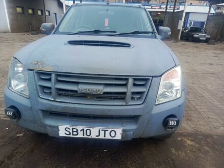 Серый Исузу Родео, объемом двигателя 2.5 л и пробегом 230 тыс. км за 5200 $, фото 1 на Automoto.ua