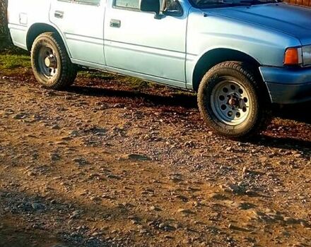 Синий Исузу Родео, объемом двигателя 23 л и пробегом 160 тыс. км за 2900 $, фото 1 на Automoto.ua