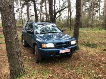 Синій Ісузу Rodeo, об'ємом двигуна 3.2 л та пробігом 200 тис. км за 1400 $, фото 1 на Automoto.ua