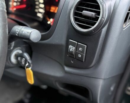 Зелений Ісузу Rodeo, об'ємом двигуна 0 л та пробігом 126 тис. км за 5499 $, фото 7 на Automoto.ua