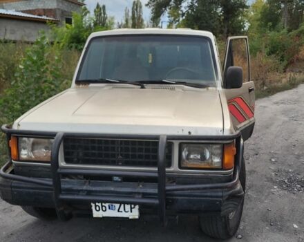 Исузу Трупер 1995 в Никополе на Automoto.ua Бежевый Исузу Трупер, объемом двигателя 2.9 л и пробегом 240 тыс. км за 2200 $, фото 1 на Automoto.ua