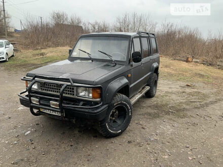 Чорний Ісузу Trooper, об'ємом двигуна 2.6 л та пробігом 300 тис. км за 3000 $, фото 1 на Automoto.ua