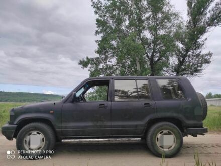 Черный Исузу Трупер, объемом двигателя 3.1 л и пробегом 240 тыс. км за 1424 $, фото 1 на Automoto.ua