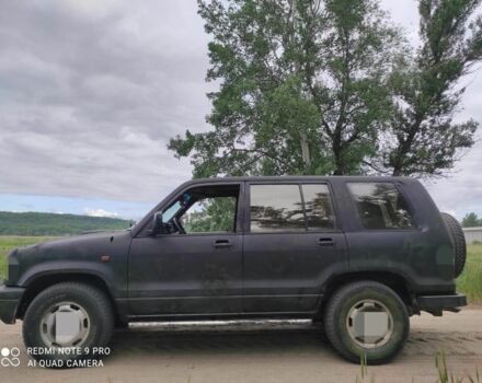 Черный Исузу Трупер, объемом двигателя 3.1 л и пробегом 240 тыс. км за 1424 $, фото 1 на Automoto.ua