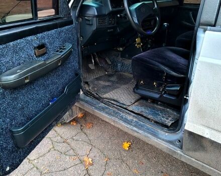 Исузу Трупер, объемом двигателя 2.2 л и пробегом 0 тыс. км за 3750 $, фото 4 на Automoto.ua