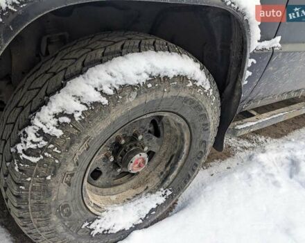 Сірий Ісузу Trooper, об'ємом двигуна 2.56 л та пробігом 280 тис. км за 5200 $, фото 13 на Automoto.ua