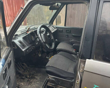 Серый Исузу Трупер, объемом двигателя 3.1 л и пробегом 100 тыс. км за 4000 $, фото 2 на Automoto.ua