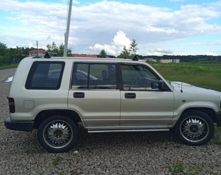 Сірий Ісузу Trooper, об'ємом двигуна 3.1 л та пробігом 260 тис. км за 4900 $, фото 3 на Automoto.ua