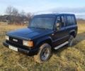 Синий Исузу Трупер, объемом двигателя 2.2 л и пробегом 300 тыс. км за 3500 $, фото 1 на Automoto.ua
