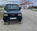 Зелений Ісузу Trooper, об'ємом двигуна 2.3 л та пробігом 200 тис. км за 3300 $, фото 1 на Automoto.ua