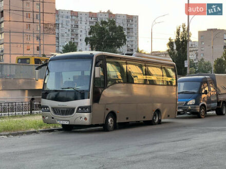 Исузу Туркуаз 2005 в Киеве на Automoto.ua Бежевый Исузу Туркуаз, объемом двигателя 4.75 л и пробегом 300 тыс. км за 8999 $, фото 1 на Automoto.ua