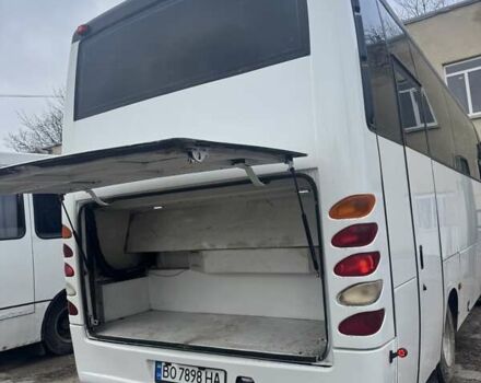 Білий Ісузу Turquoise, об'ємом двигуна 4.75 л та пробігом 250 тис. км за 19000 $, фото 7 на Automoto.ua