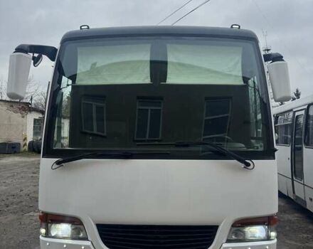 Білий Ісузу Turquoise, об'ємом двигуна 4.75 л та пробігом 250 тис. км за 19000 $, фото 2 на Automoto.ua