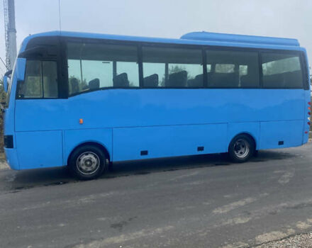 Синий Исузу Туркузе, объемом двигателя 4.75 л и пробегом 500 тыс. км за 10499 $, фото 4 на Automoto.ua