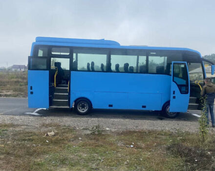 Синий Исузу Туркузе, объемом двигателя 4.75 л и пробегом 500 тыс. км за 10499 $, фото 10 на Automoto.ua