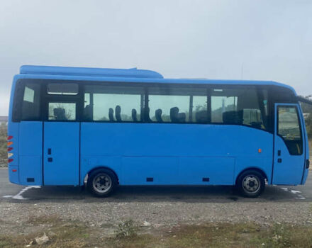 Синий Исузу Туркузе, объемом двигателя 4.75 л и пробегом 500 тыс. км за 10499 $, фото 8 на Automoto.ua