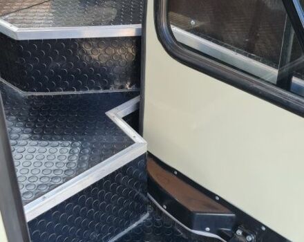 Исузу Другая, объемом двигателя 0 л и пробегом 0 тыс. км за 26000 $, фото 12 на Automoto.ua