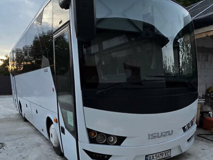 Білий Ісузу Visigo, об'ємом двигуна 5.19 л та пробігом 189 тис. км за 55800 $, фото 1 на Automoto.ua