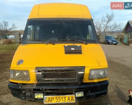 Желтый Ивеко 315, объемом двигателя 2.8 л и пробегом 520 тыс. км за 2000 $, фото 5 на Automoto.ua